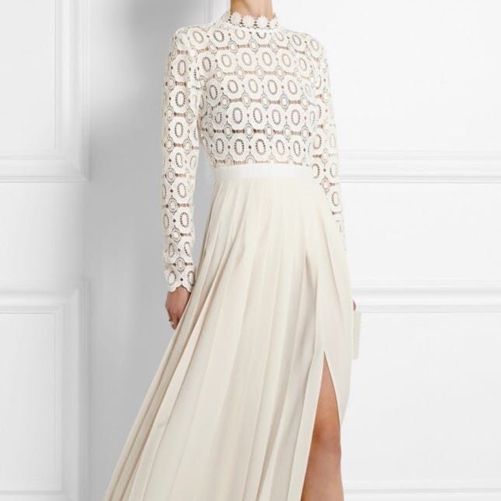 NEW WITH TAGS white floor length gown
